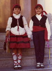 Vestido tpico lucido en Carnaval, de Alhama de Almera.