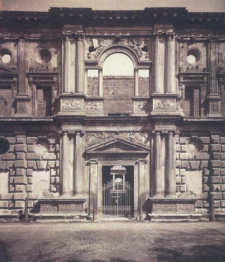 Palacio de Carlos V en el ao 1885