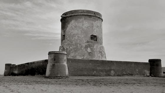 Torreón de San Miguel de Cabo de Gata. Construido en tiempos de Felipe II (s. XVIII)