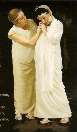 Alicia Garcia en el papel de Enona con María José Estremera (Fedra)