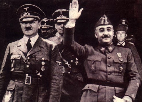 los dictadores fascistas Adolf Hitler y Francisco Franco, en su encuentro en España.