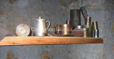 Detalles de objetos depositados en las lejas