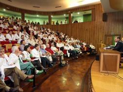 Hay mdicos que han contribuido al engao de las listas de espera para llevarse una pasta