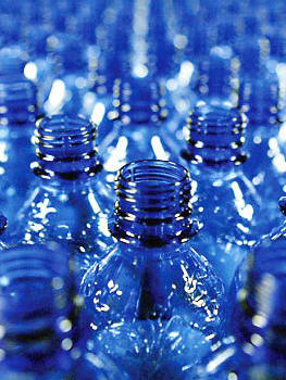 [aguaembotellada.jpg]