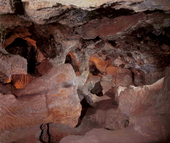 Interior de una mina fenicia