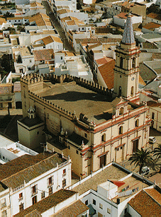 Vista erea de la iglesia de San Antonio Abad (Trigueros - Huelva)